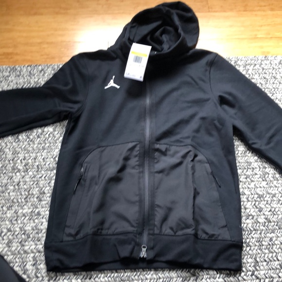 NWT JORDAN JACKET. VARIOUS SIZES - Picture 2 of 7